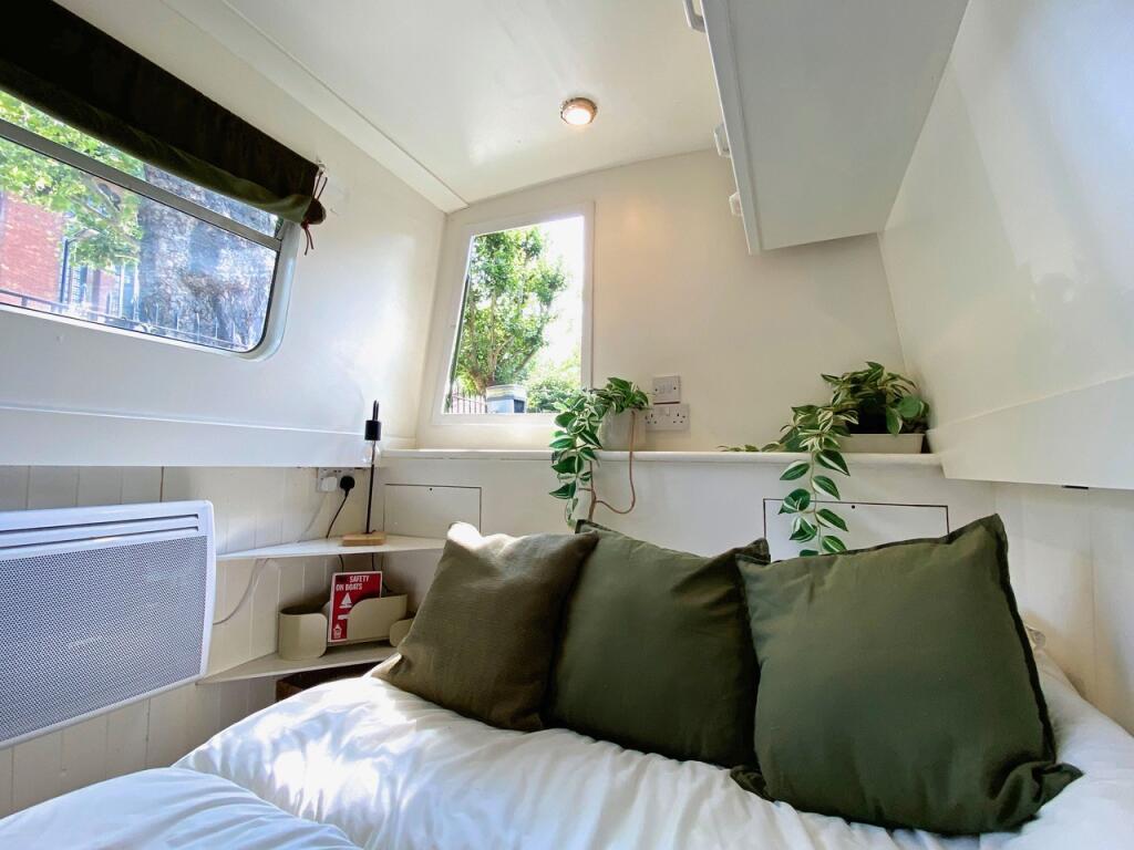 House in London - View 3