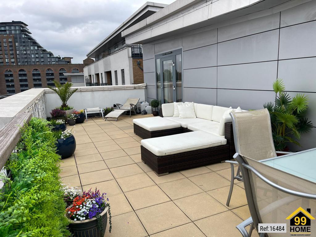 Apartment in London - View 3