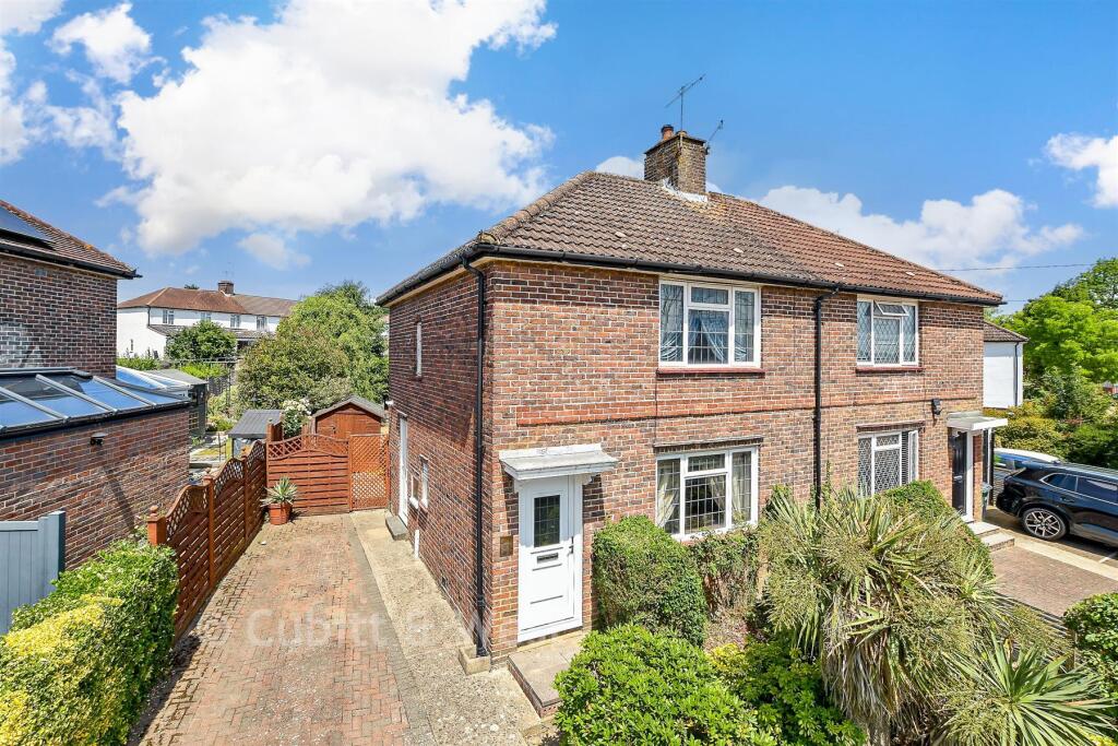 2-bed semi-detached on Stuart Road, Reigate, Surrey, £425,000