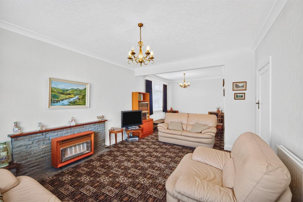 House in Cardiff, Rhiwbina - View 5