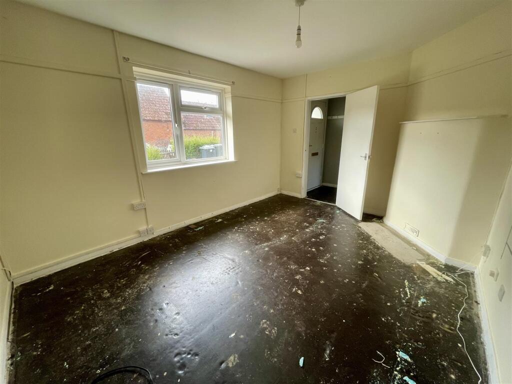 House in Swindon, Market Lavington - View 4