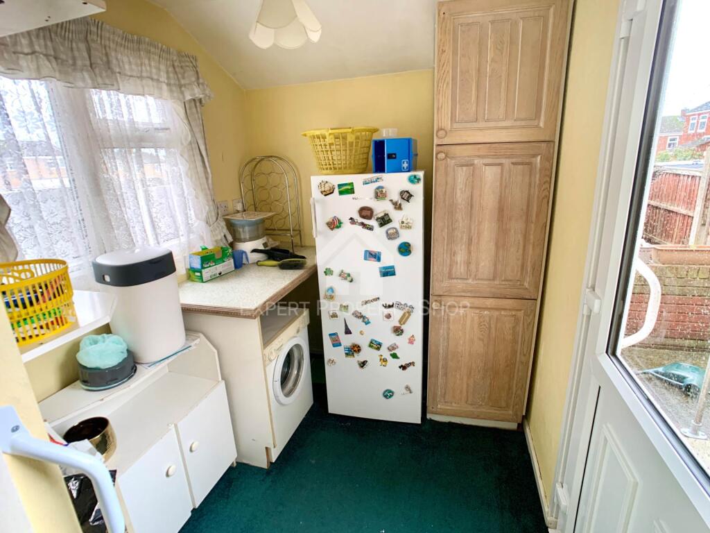 St. Davids Close, Worksop photo 5