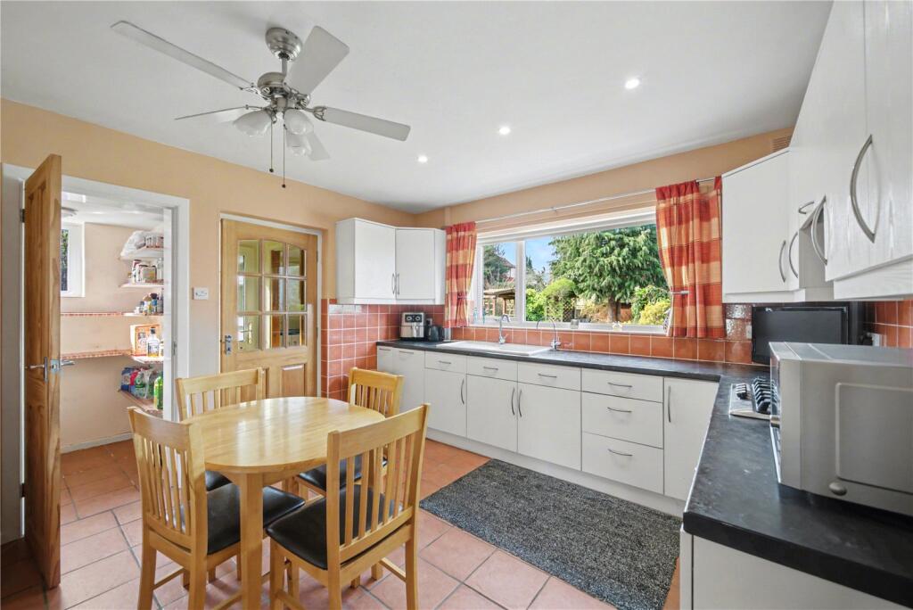 Cowleigh Bank, Malvern, Worcestershire, WR14 photo 4