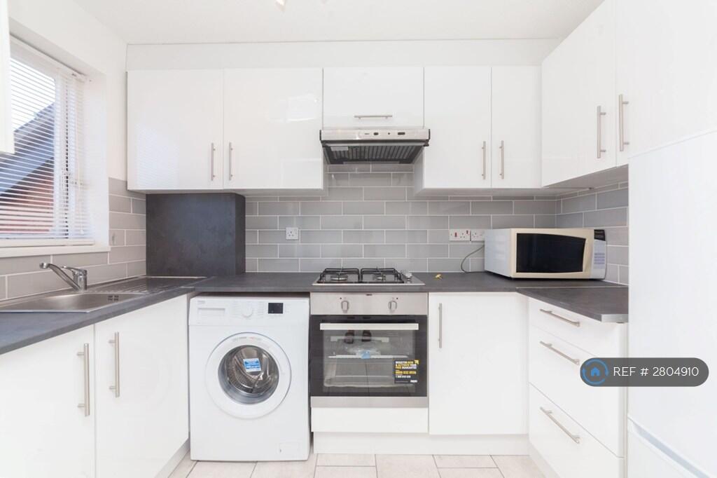 Main image of property: Wrens Court, London, E13