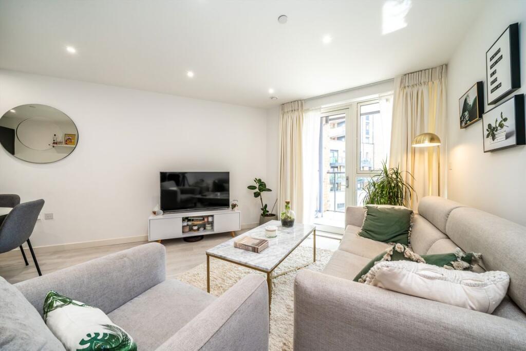 Apartment in Twickenham - View 2