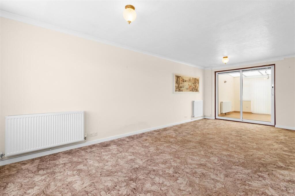House in Wealden, Polegate - View 4