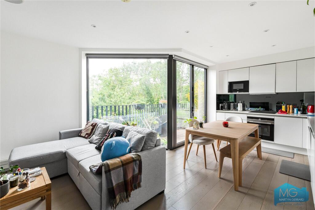 Pinnacle Close, London, N10 - View 4