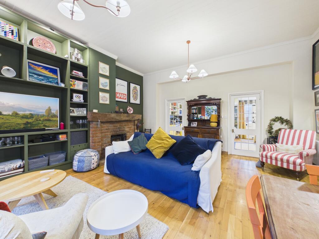 House in Reading - View 4