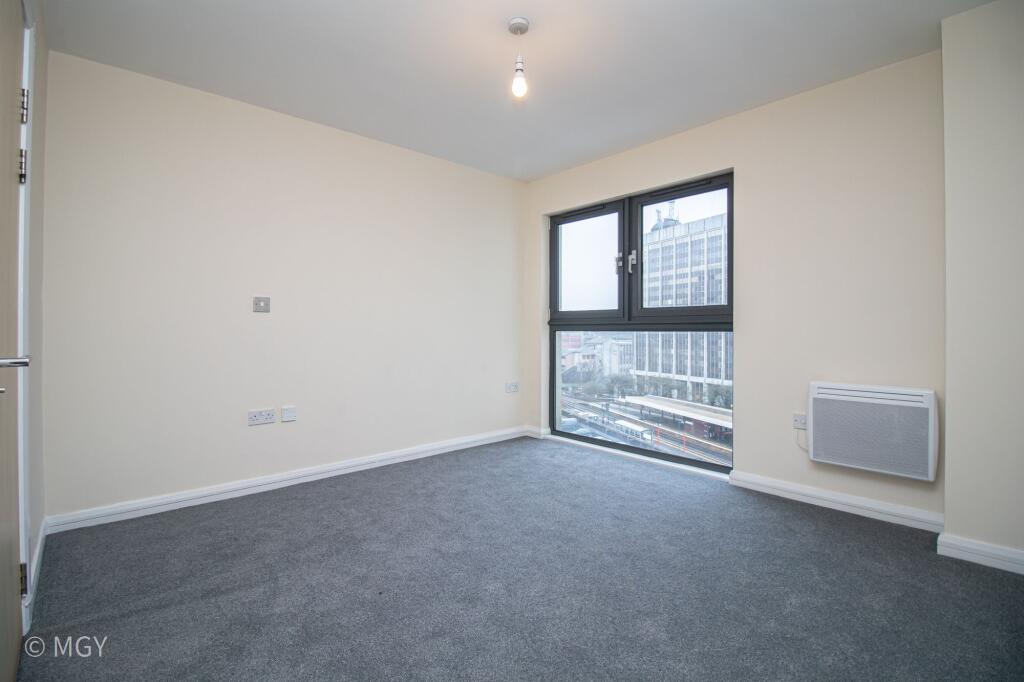 Apartment in Cardiff, Castle - More