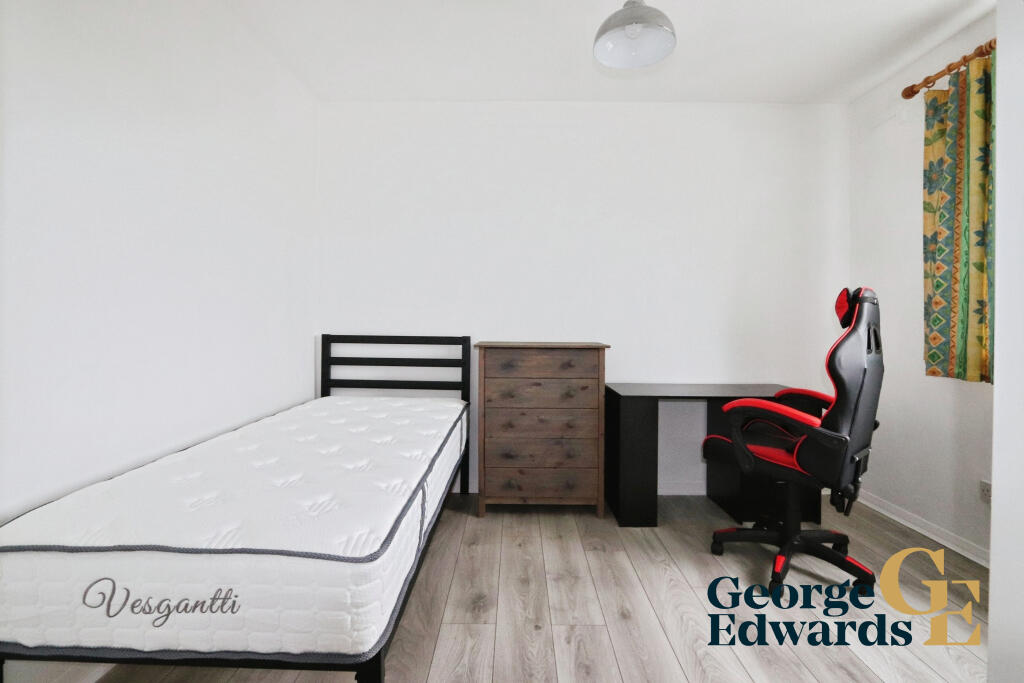 Main image of property: Room in 22 Bro Myrddin Carmarthen SA31 3HE.