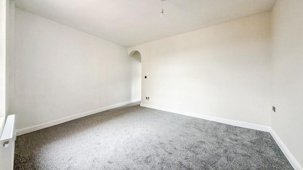 House in Bristol, Bedminster - More