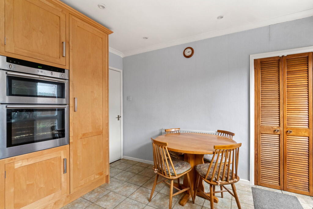 House in Worcester, Worcestershire - More