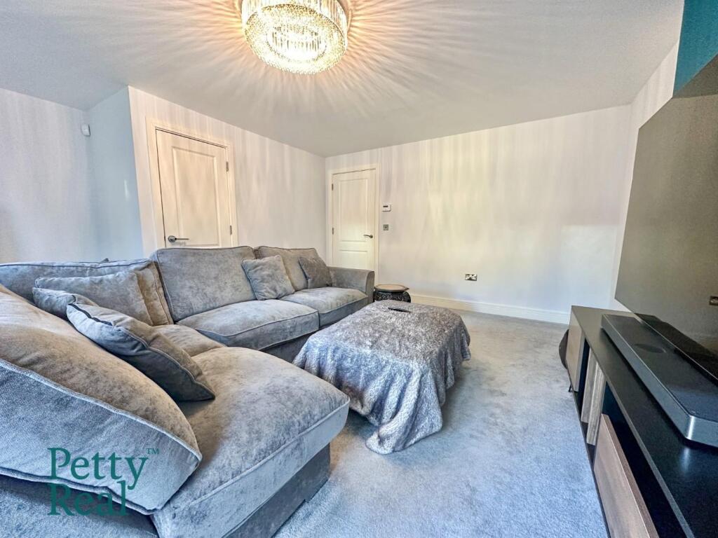 Additional image 9 of Oak Mill Drive, Colne