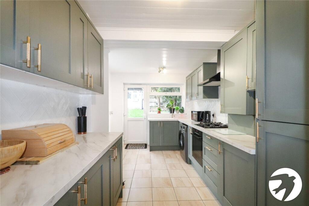 Elstree Gardens, Belvedere, Bexley, DA17 photo 3