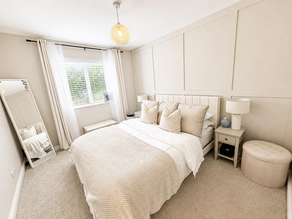 Apartment in Stratford-on-Avon, Alcester - More