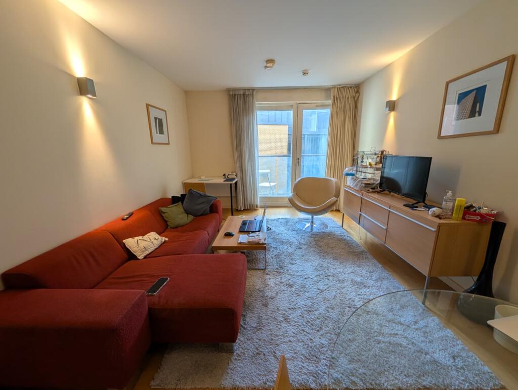 Apartment in Manchester, City Centre - View 4