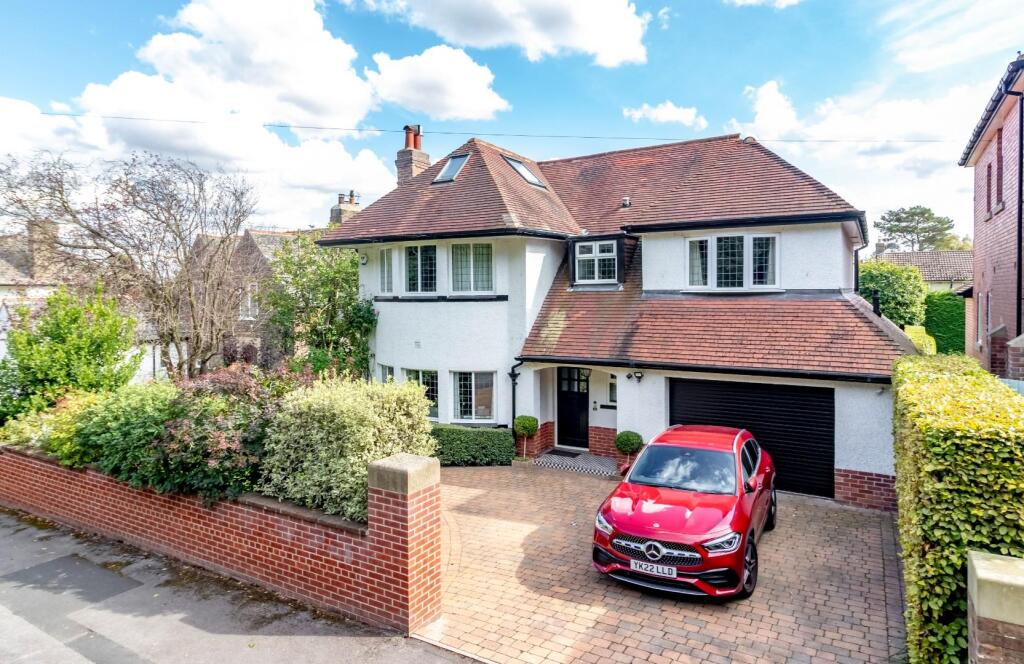 Main image of property: Harlow Moor Drive, Harrogate