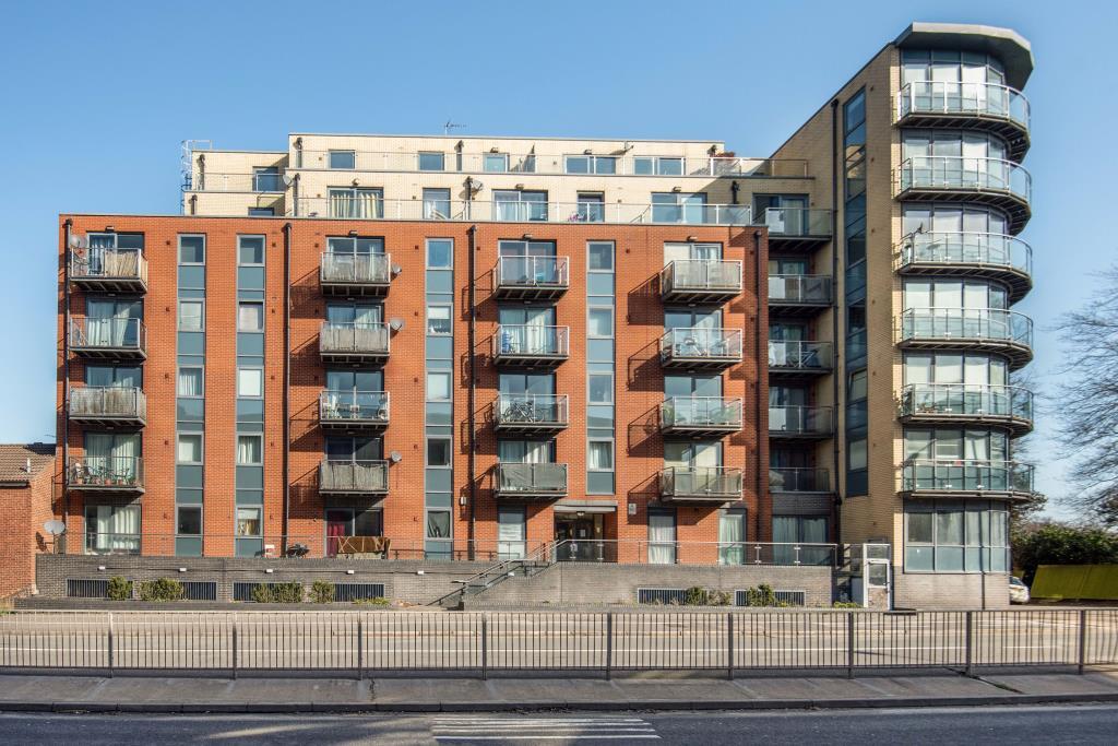 Main image of property: Slough, Berkshire, SL1