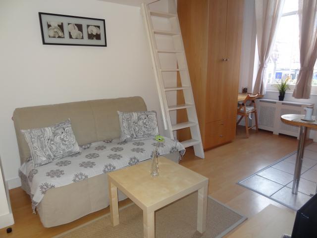 Studio flat for rent