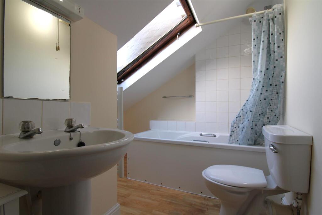 Apartment in Brighton - More