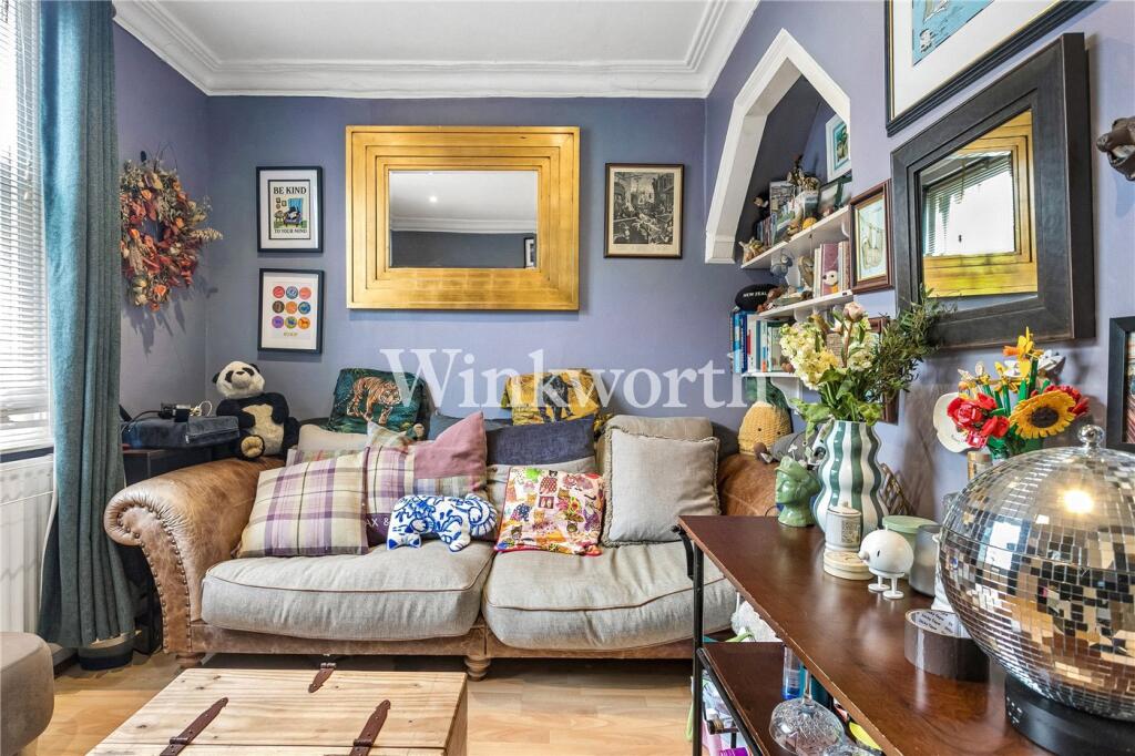 House in London - View 5