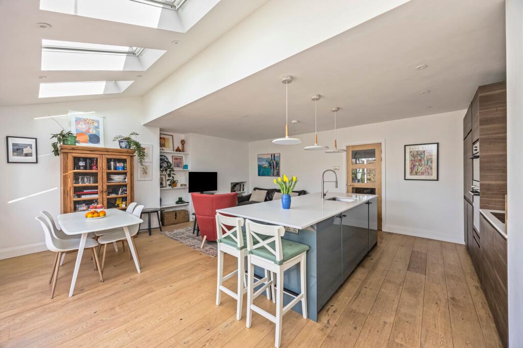 Grand Avenue, Hassocks, BN6 photo 4