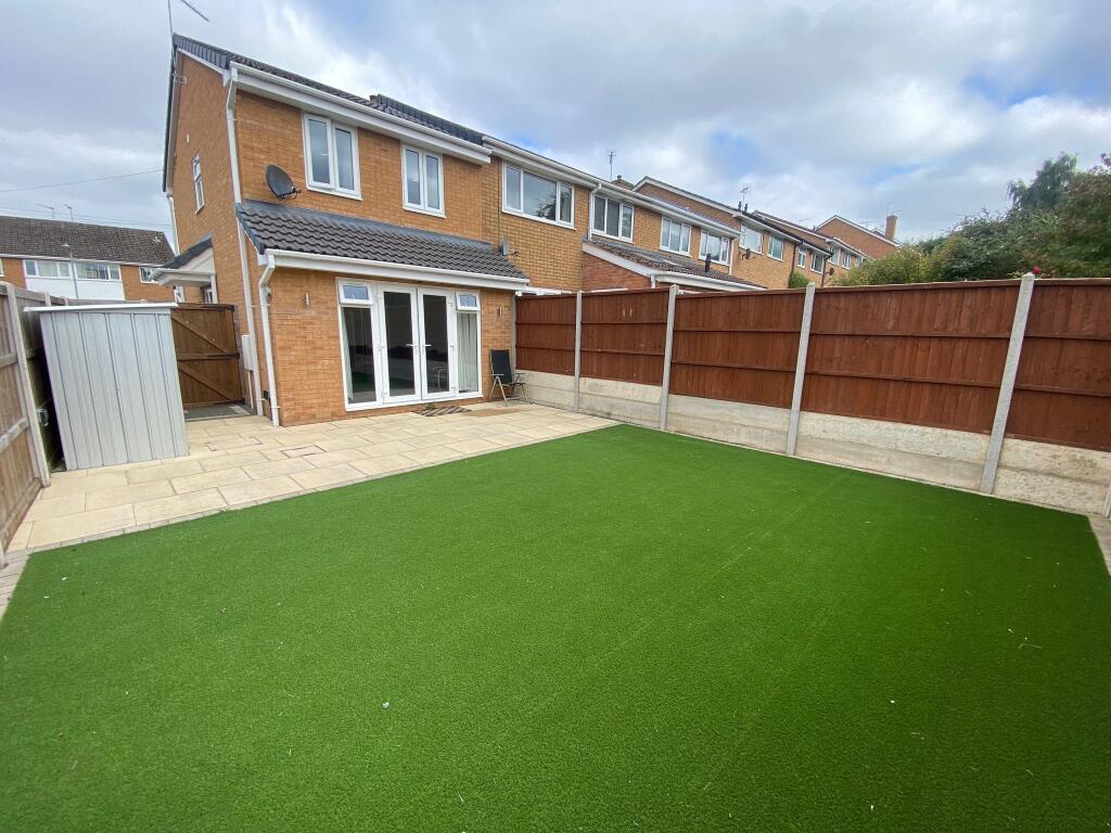 House in Dudley - View 2