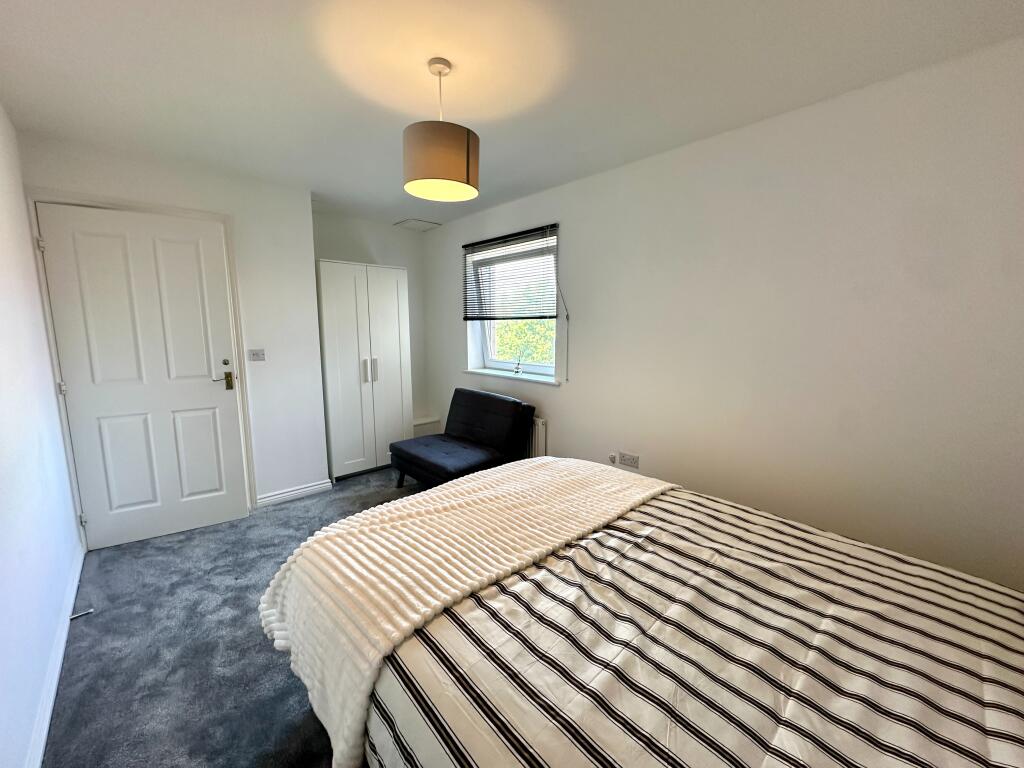 Apartment in Wolverhampton - View 4