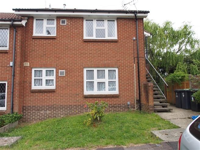 Main image of property: Arragon Court, Waterlooville, Hampshire, PO7