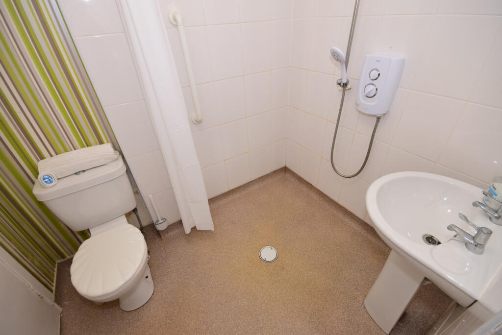House in Bellshill, North Motherwell - More