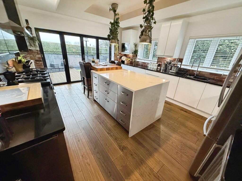 Additional image 8 of Glenview Grove, Nab Wood, Shipley, BD18