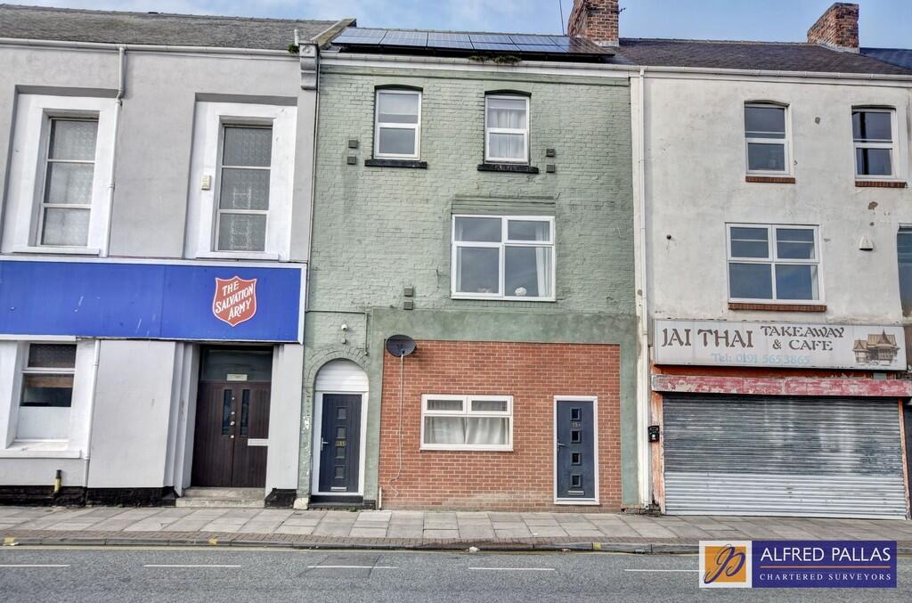 5-bed terraced on Roker Avenue, Roker, £250,000