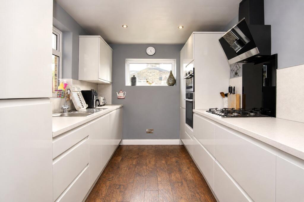 Nelson Street, Skipton, BD23 photo 4