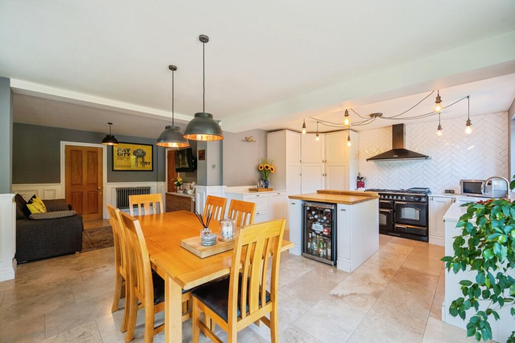 House in Havant, South Hayling - View 3