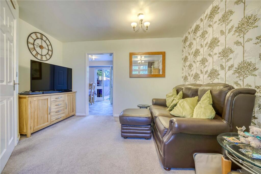 Bartlett Way, Parkstone, Poole, BH12 photo 2