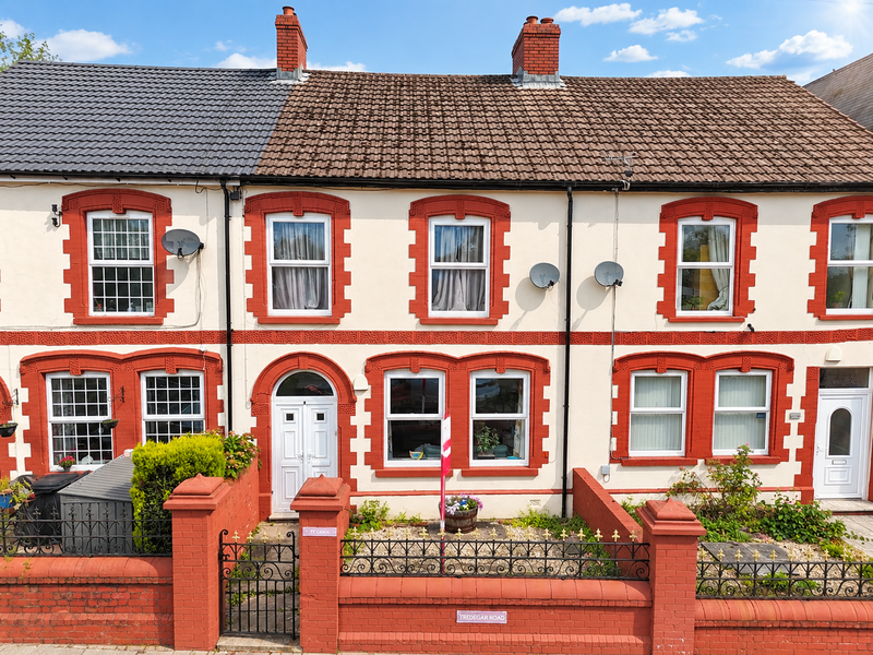 Main image of property: Ty Canol, Tredegar Road ,Ebbw Vale