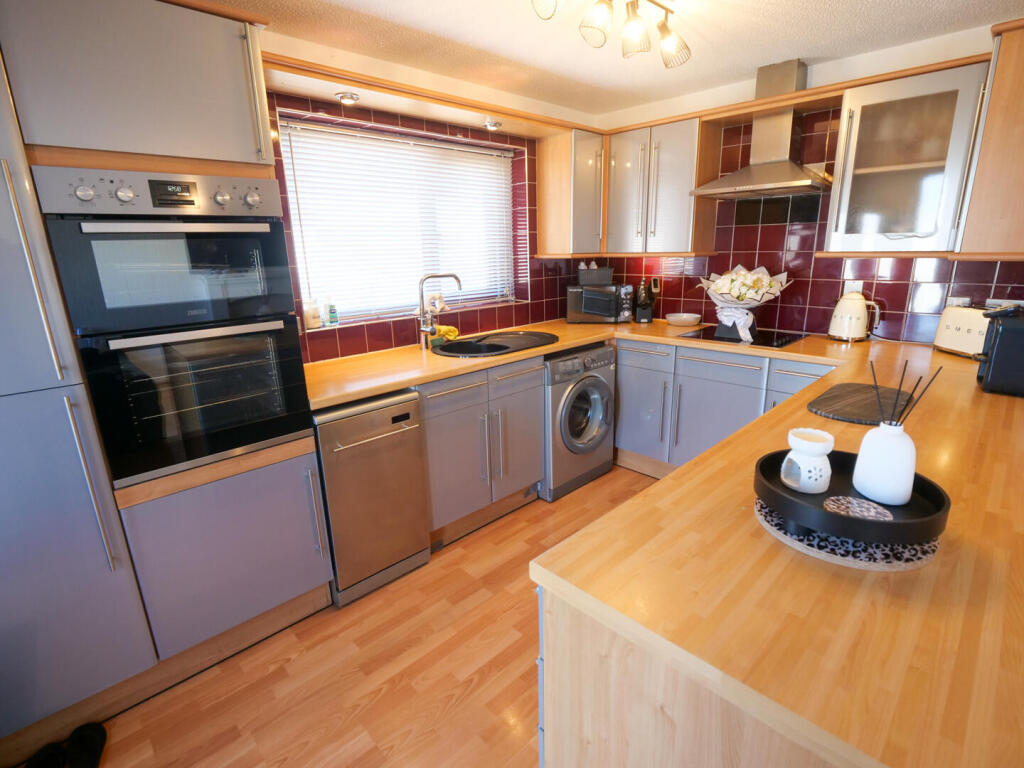 Chapel View, Overton, Morecambe photo 3
