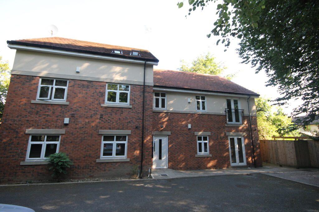 Main image of property: Flat 1, Scott Hall Way, Leeds, LS7 3DY