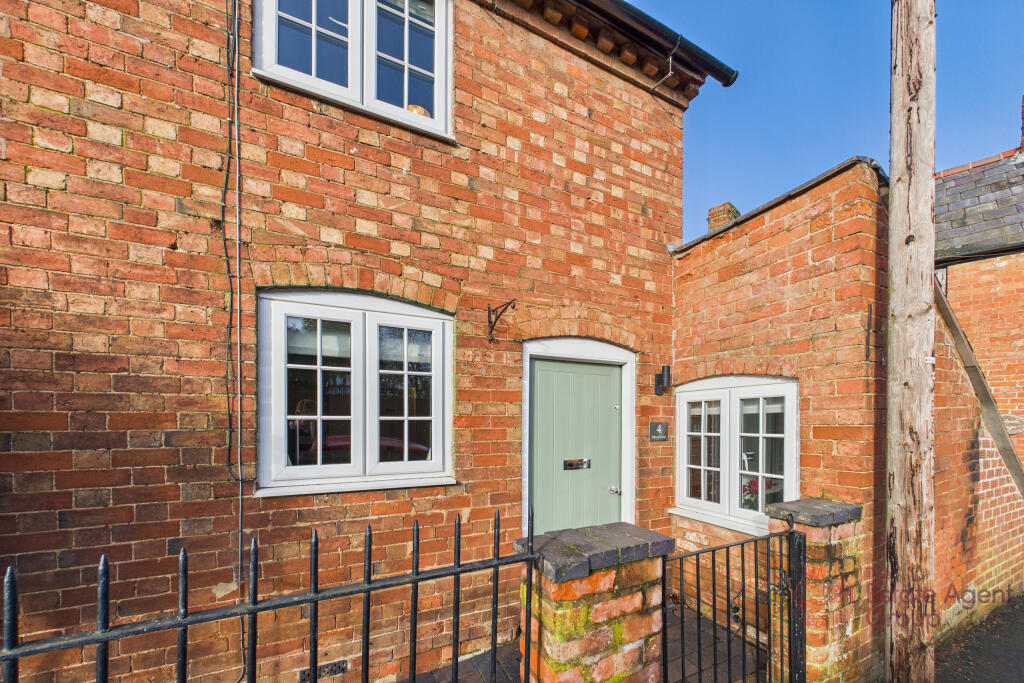 Main image of property: The Cottage, Moreton Morrell, Warwick, Warwickshire