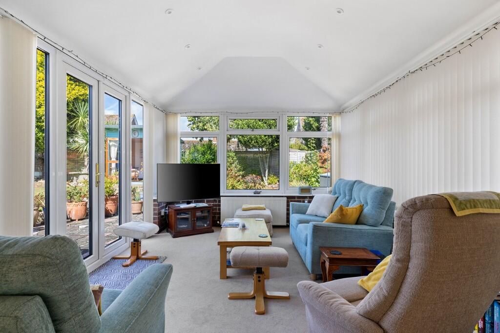Singleton Close, Aldwick, Bognor Regis, West Sussex, PO21 photo 4