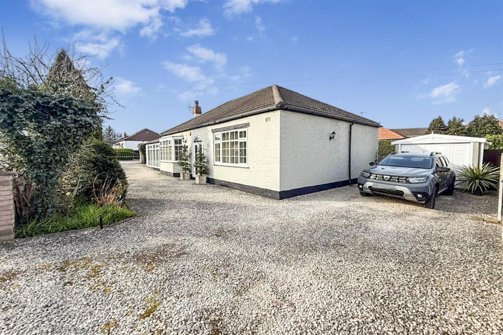 Liverpool Road, Great Sankey, Warrington, WA5 1RE photo 2