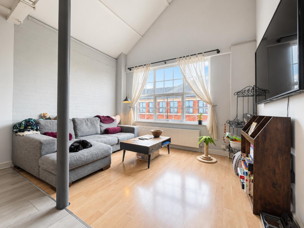 Apartment in Northampton, Phippsville - View 4