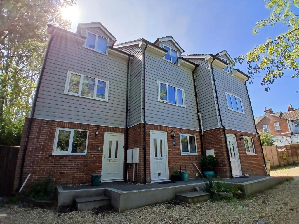 Main image of property: Hunnyhill, NEWPORT