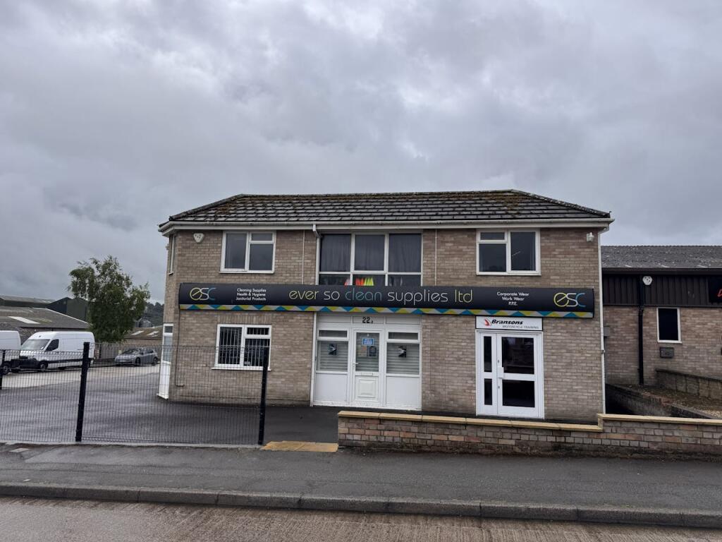 Main image of property: 22A Oxford Road, Pen Mill Trading Estate, Yeovil, BA21 5HR