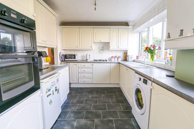 House in Castle Point, Essex - View 2