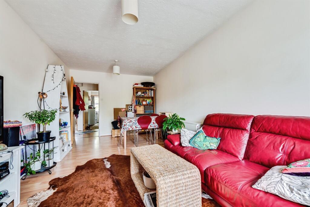 Apartment in Vale of White Horse, Abingdon on Thames - View 4