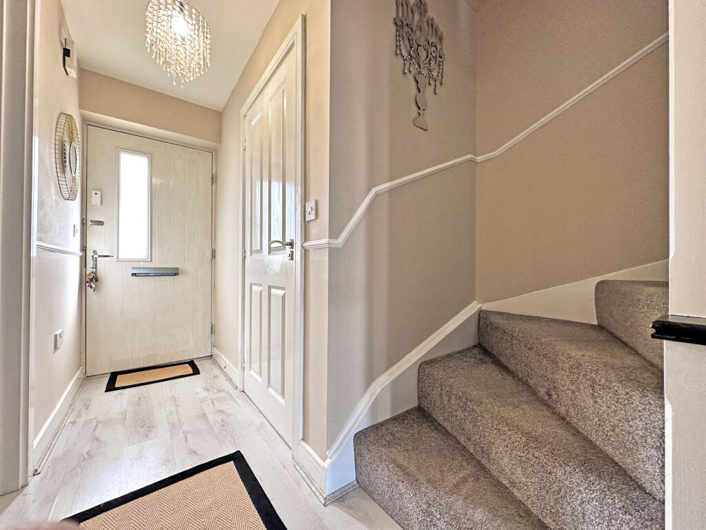 Ludlow Close, TIVIDALE, OLDBURY, B69 1AA - View 3