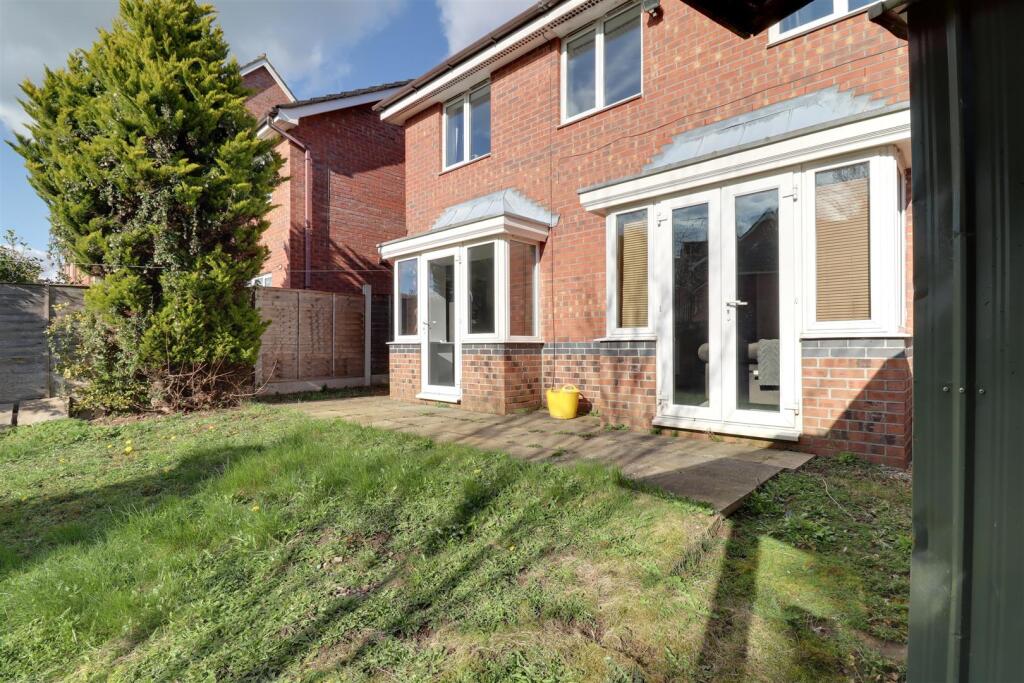 4 bed detached - Rolls Avenue, Crewe image 4