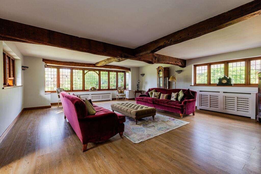 House in Mole Valley, Capel - View 5