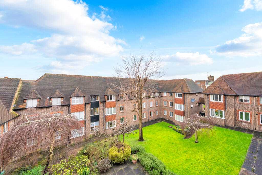 Birnbeck Court, 850 Finchley Road, London, NW11 photo 2